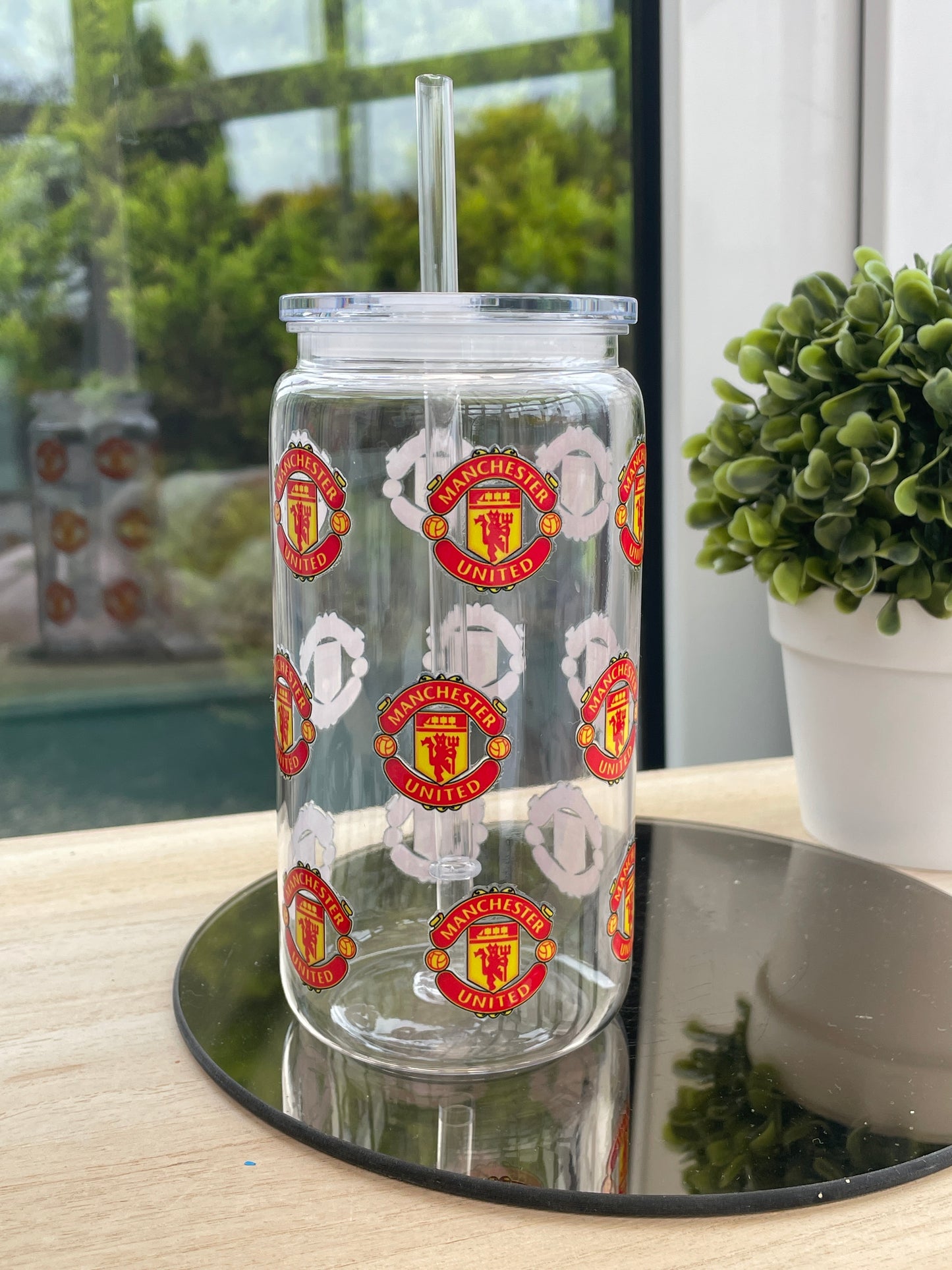 Manchester United decorated plastic mason jar
