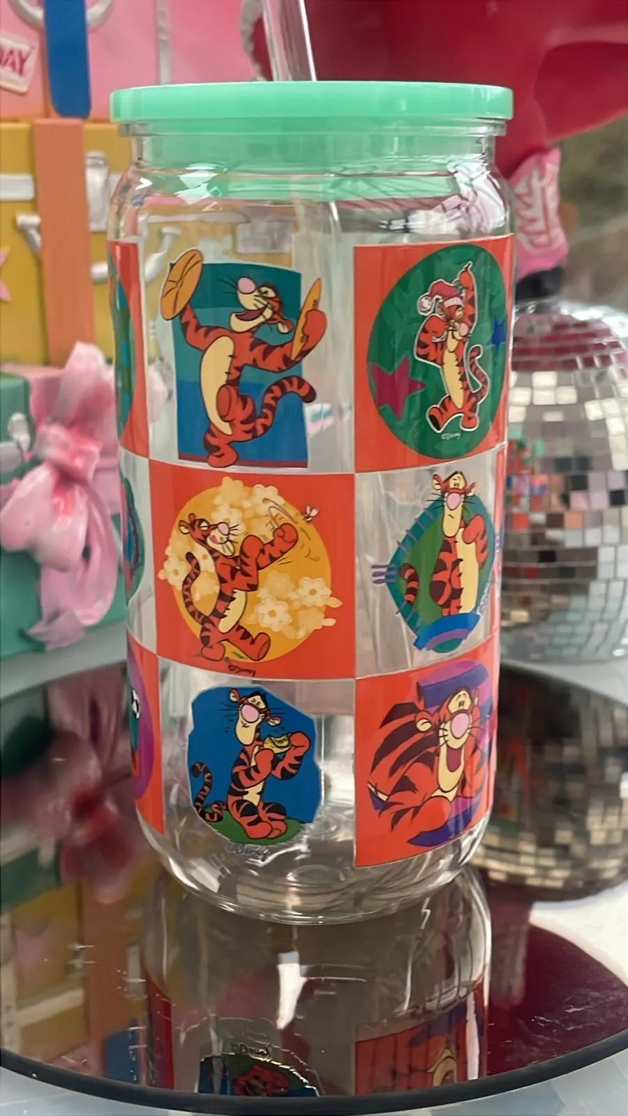 TIGGER, Winnie the Pooh
